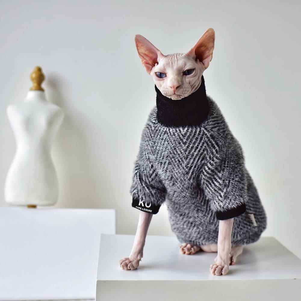 Sphynx Cat's Sweater Plaid Red Grey Naked Cat Hairless